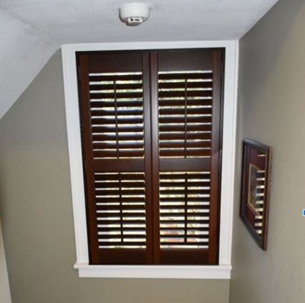WindowTailors's tweet photo. Shutters add so much character to hallway windows.
Go beyond a solution to keep the sun out. We make sure each project fits our customer’s personal style and needs.

#interiordesign #interiorinspiration #instadecor #windowtreatment #traditionalhome #interiordecorating https://t.co/nzow7XwQqg