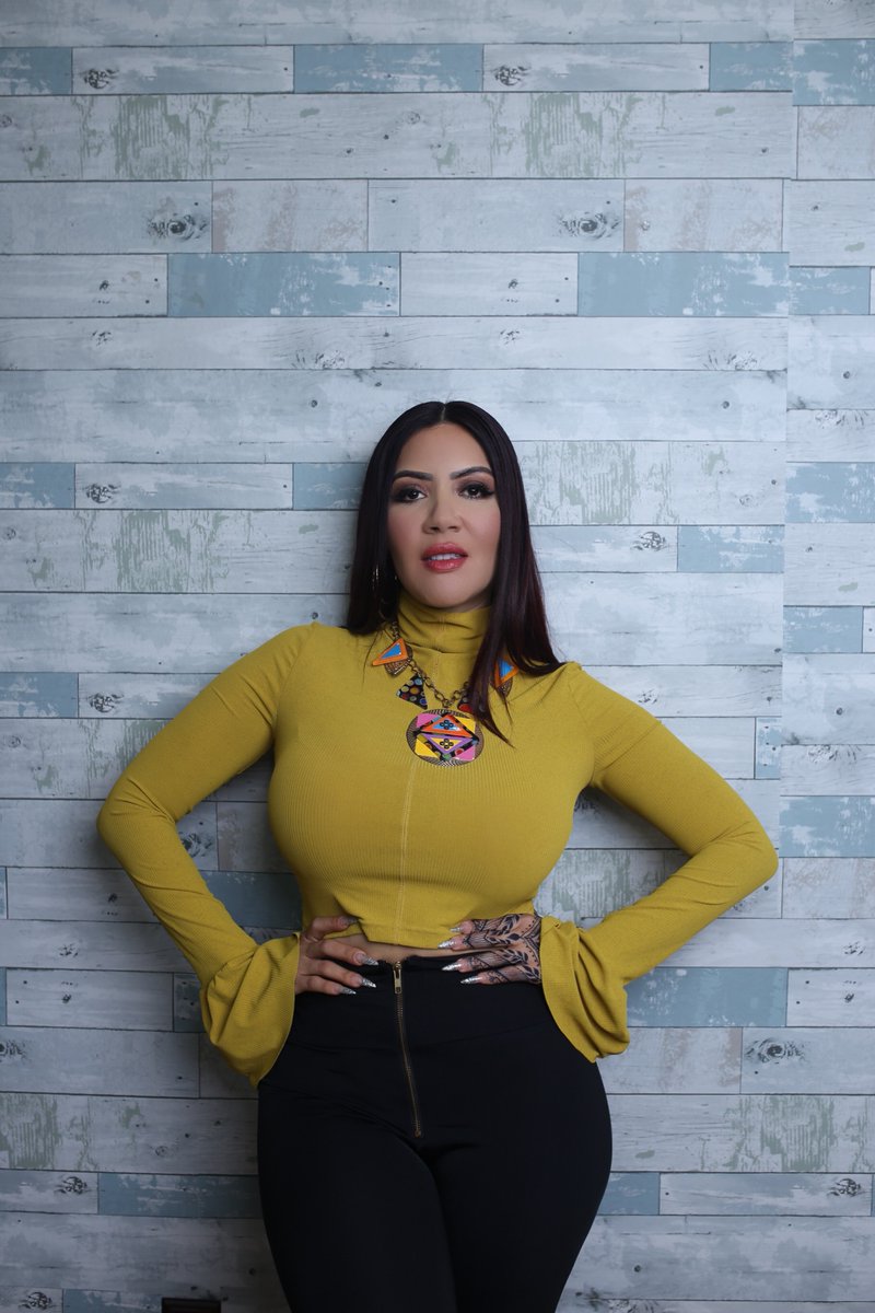 RaqCsWorld's tweet image. How you see yourself is far more important than how others see you! I love what I see 👀 #Raqcsworld #RaqC #SelfApproved ✔️ #MindfulMami