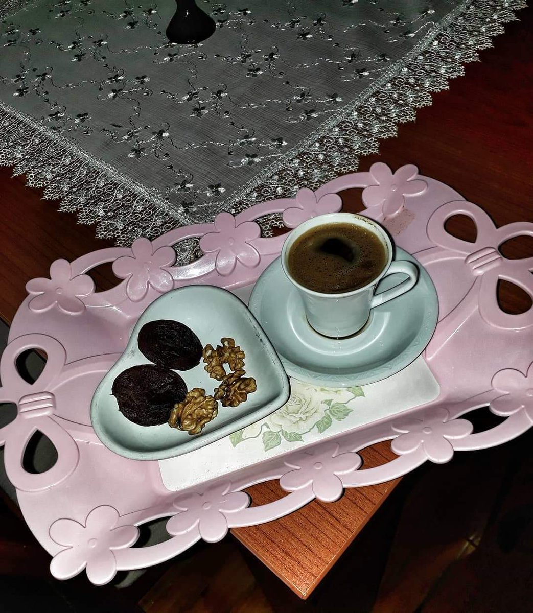 Gün aydı kahvesi 💓 #gününkahvesi #türkkahvesi #günaydıkahvesi #günaydın #diyet #diyetkahvaltı #kahvaltı #kurukayısı #ceviz