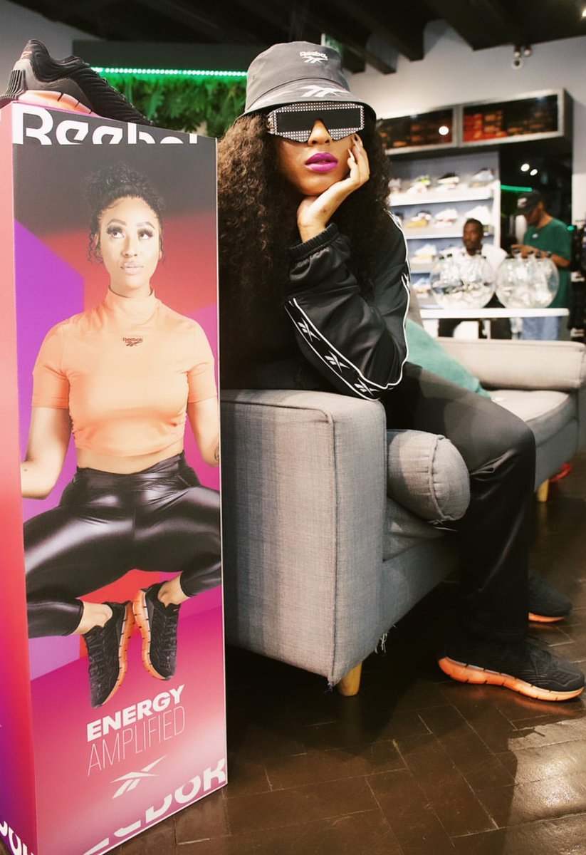 Bragga_Brigade's tweet photo. Bragga @Nadia_nakai last night at the Reebok #Zigkinetica sneaker JHB launch @ArchiveSA π₯π
π· @donkat_seles x @Wooda_Magoo
#StudioZig
#SportTheUnexpected #ReebokZigxNadiaNakai https://t.co/YomqUf96vw
