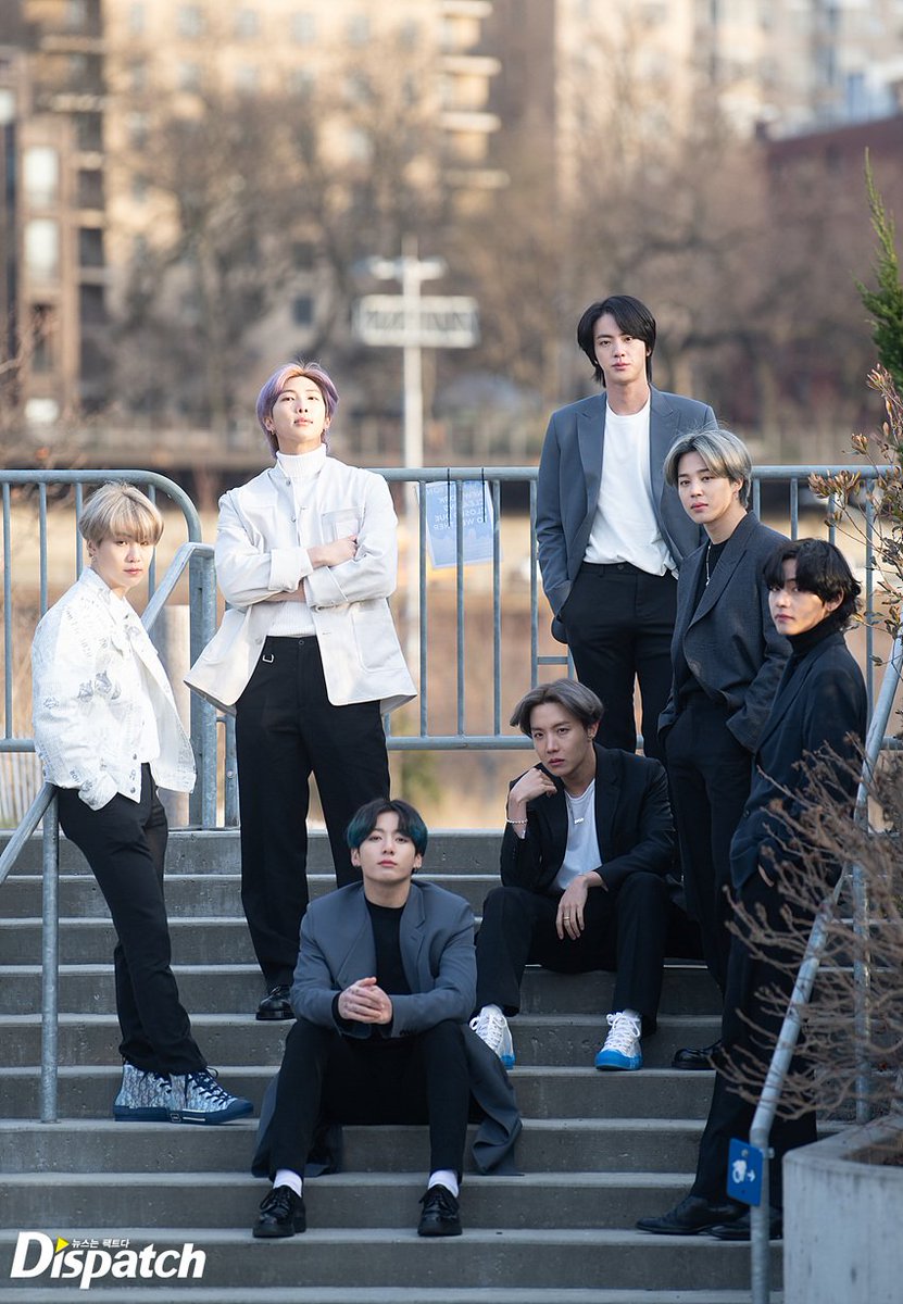 BTSSouth_Africa's tweet photo. 2 hours left guys are we ready!???
We are gonna make this the biggest comeback for BTS here in SA
We goin stream ERRTHANG
We goin buy digital
We goin purchase physical
We goin request
This is it.
@BTS_twt
#7COMEBACKSPECIAL
#BTS
#7TODAY
#1DAYUNTIL7
#BTSARMY https://t.co/3rrexpnmkV