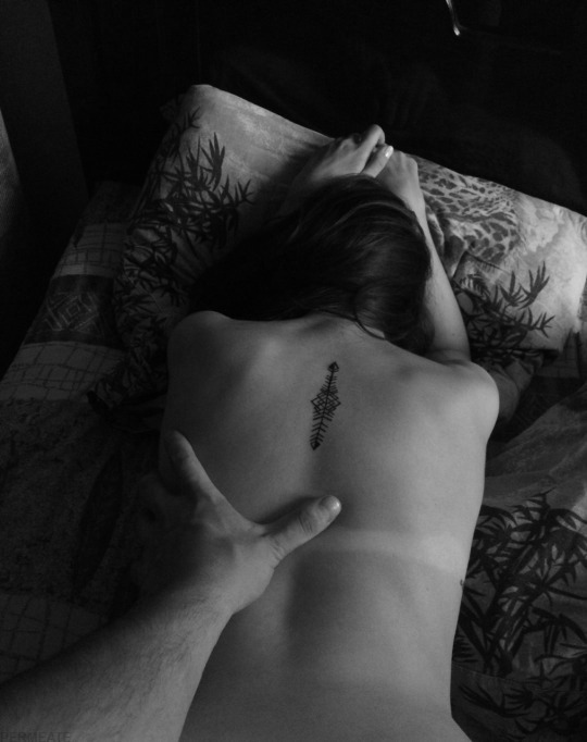 I'm just here missing you so bad and feeling you in my dreams..

#nostalgic #missingyou #touchingyou #onlyinmydreams