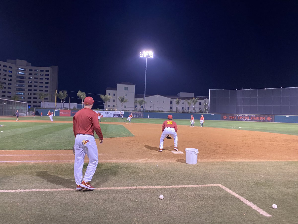 USC_Baseball's tweet photo. Getting some work in before the fun starts. ⚾️✌️
Trojans open the Tony Gwynn Classic against Seattle at 1 pm tomorrow.
#FightOn | #BPtime https://t.co/YY0268gYAA