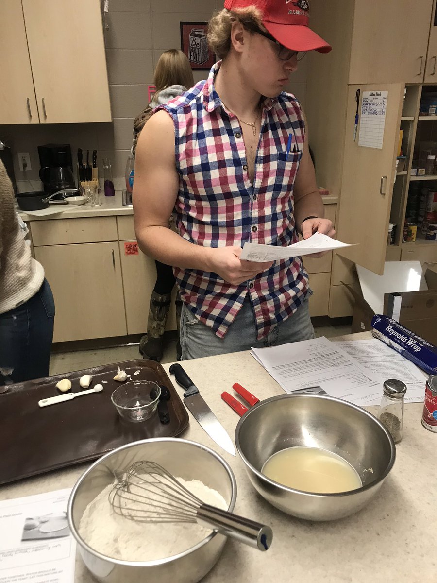 KDaneFACS's tweet photo. #CreativeFoods students celebrating Winterfest & making #homemade #pizzas from scratch! #dough #sauce #AllOfIt #FCS #SayYesToFCS #CTE #TechnicalReading #FoodScience #YeastBreads #mince #simmer #bake #recipe #collaboration #sanitation #safety #AllTheThings #GSLcultureofsuccess https://t.co/oNK6r2hCjw