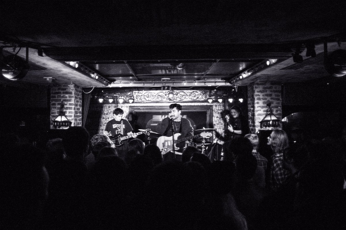 NASHVILLE : almost a week out from our debut show at <a href="/analognashville/">Analog at Hutton Hotel</a>
grab ya tix grab ya tix
link in bio
——
#BreakingSound #music4miles #morego #musionthefly