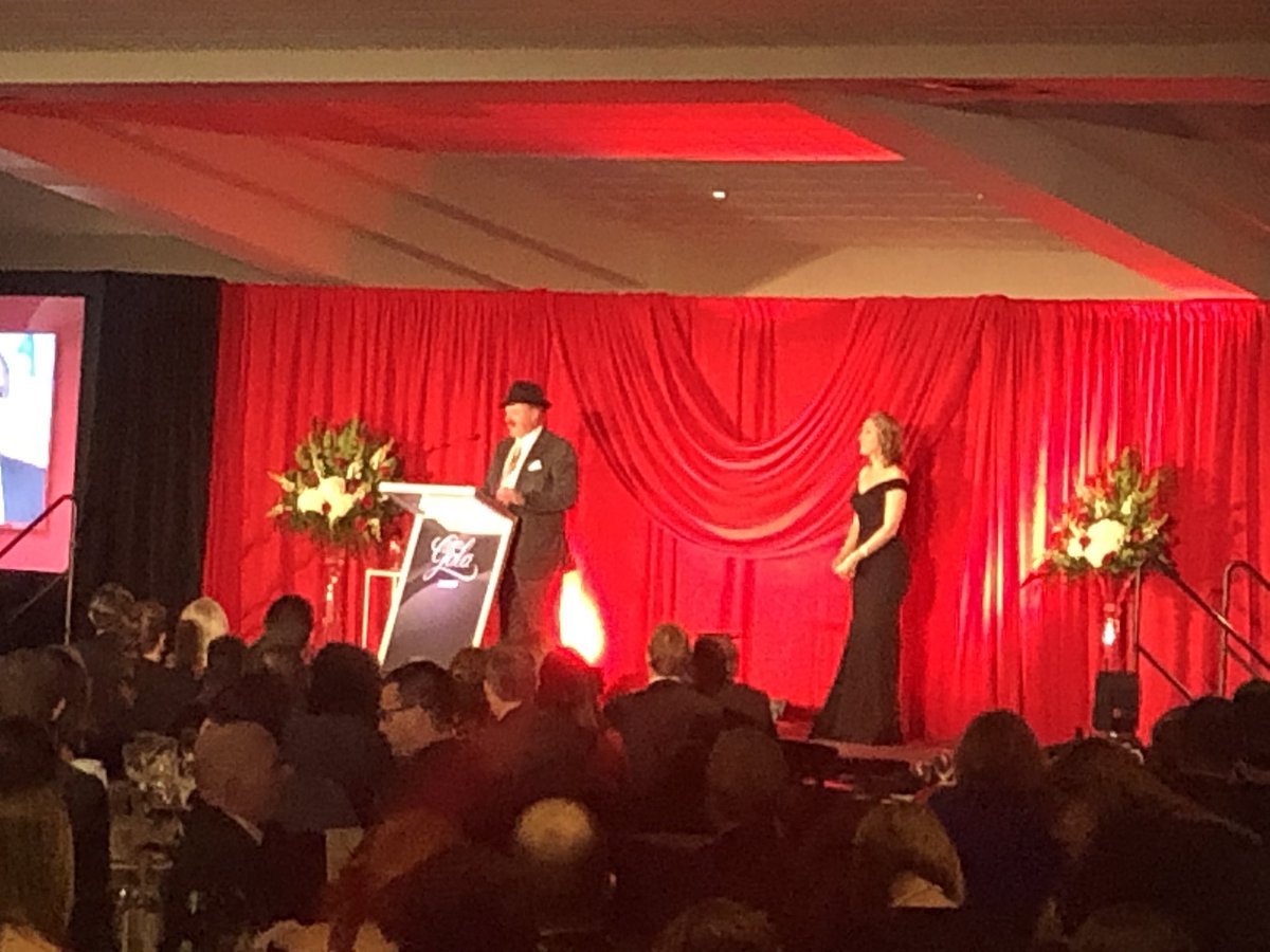 Rebecca Hahn tweet media