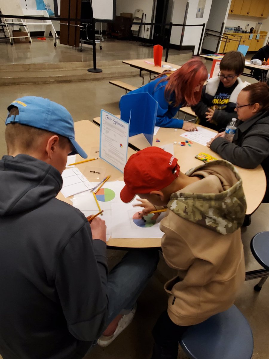 NMIceWolves's tweet photo. Thank you @GovernorBent for having us this evening for your math night. Not quite sure who was teaching who though #HowlAsOne https://t.co/2mLdLZWwMh