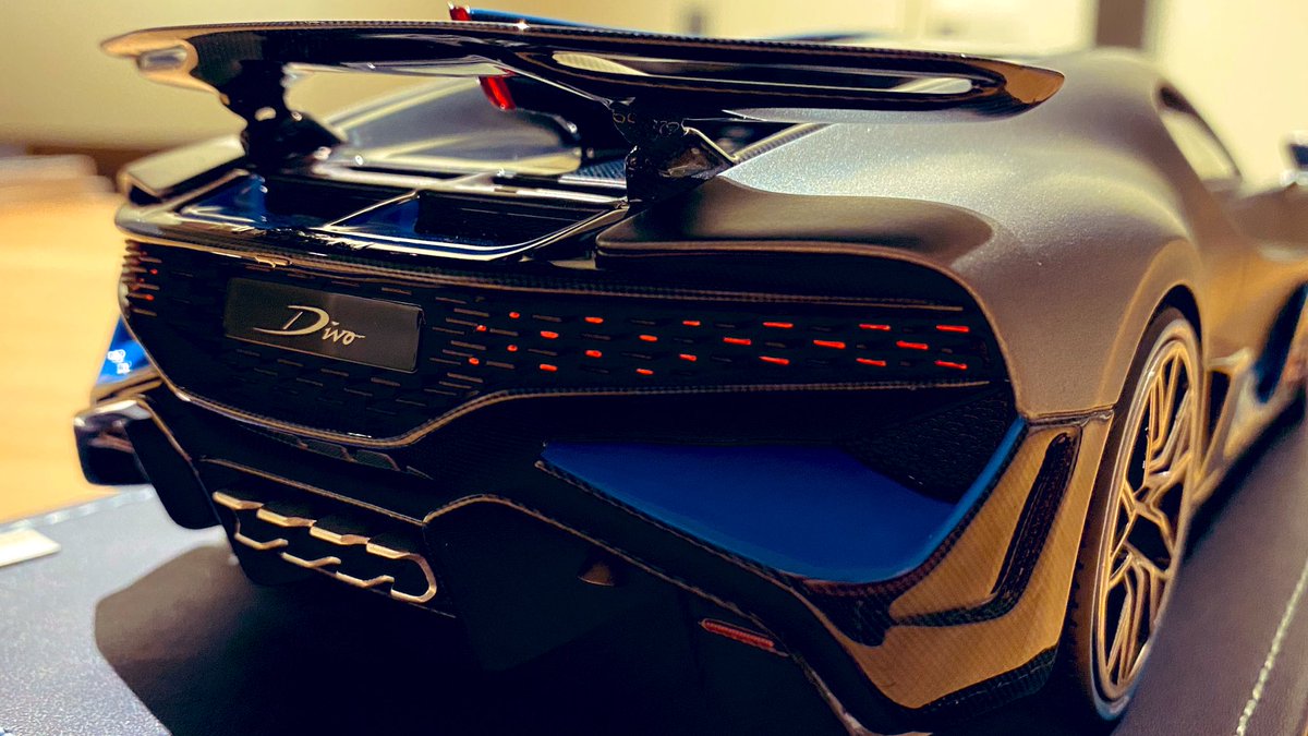 number_distance's tweet photo. MR COLLECTION
Bugatti Motors
"Divo"
1/18
#mrcollection #bugatti #divo #bugattidivo https://t.co/LMDsFaT73d