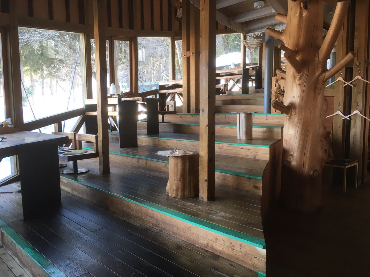 も く 遊 りん ピザ