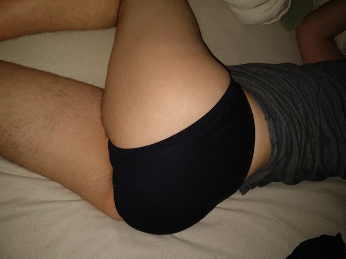 Wake up, take pics... Realise black doesn't work very well lol https://t.co/tdoDOBiFKD