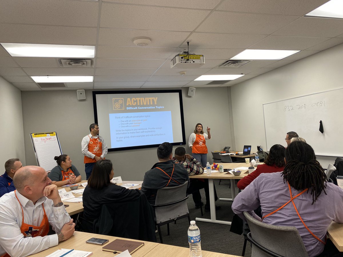 Knowledge is power & seeing it from different aspects of the business from DEMs to SMs to DHRMs is the best way. We learned a lot from each other. #buildyourself #strongASM #HDUASMAdvance #partnership #development #D47