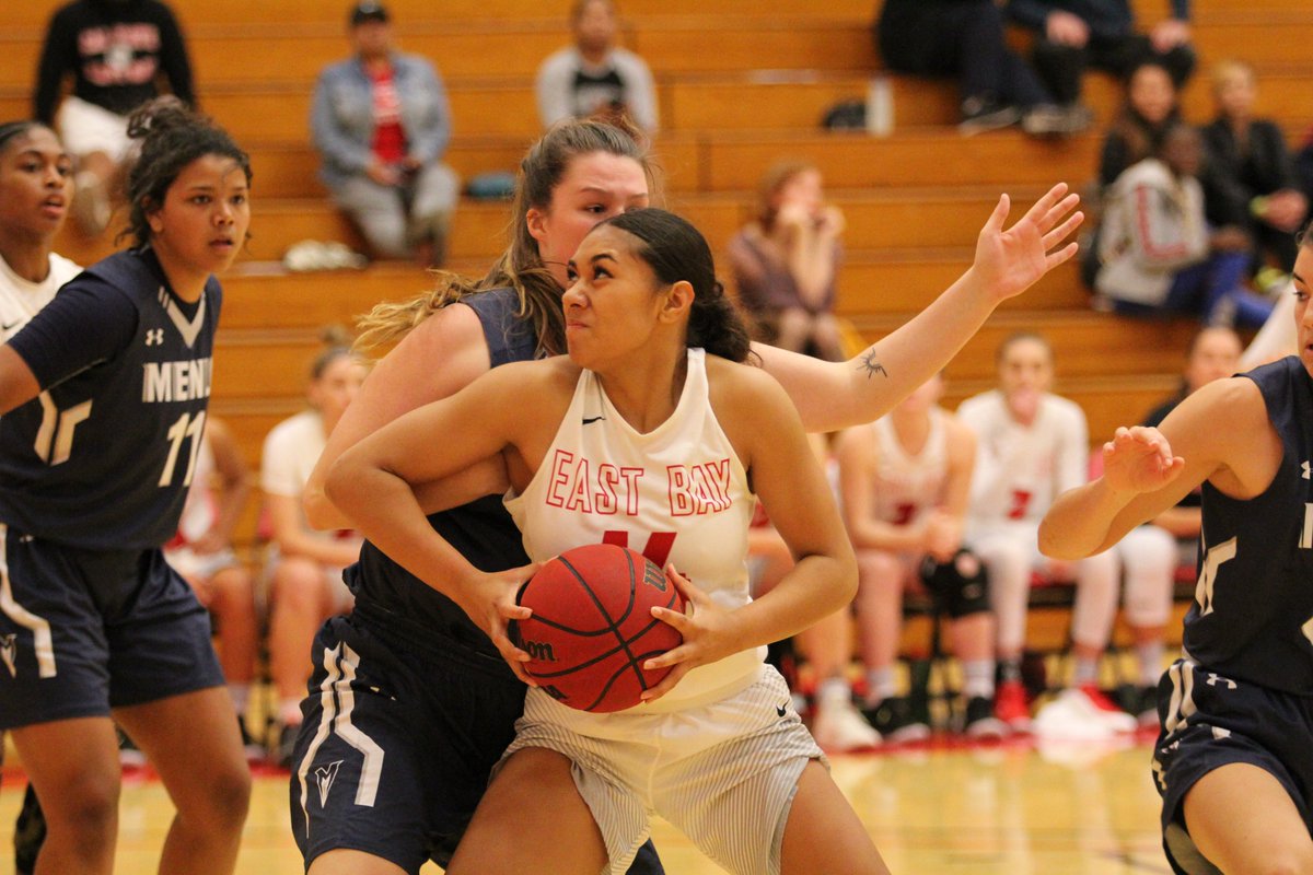 EastBayPioneers's tweet photo. WBB FINAL | No. 18 @UCSDwbb 59, @EastBayWBB 46. Pios will look to bounce back on Saturday with a Senior Day matchup vs @CSUSM_WBB 

M. Tameliau - 9 pts, 4 rebs
M. Schiller - 9 pts, 4 rebs 
R. Sankey - 8 pts, 2 reb, 2 stls 
M. Greene - 5 pts, 8 rebs

#BeastBay 🌉 https://t.co/kQPbklhuDK