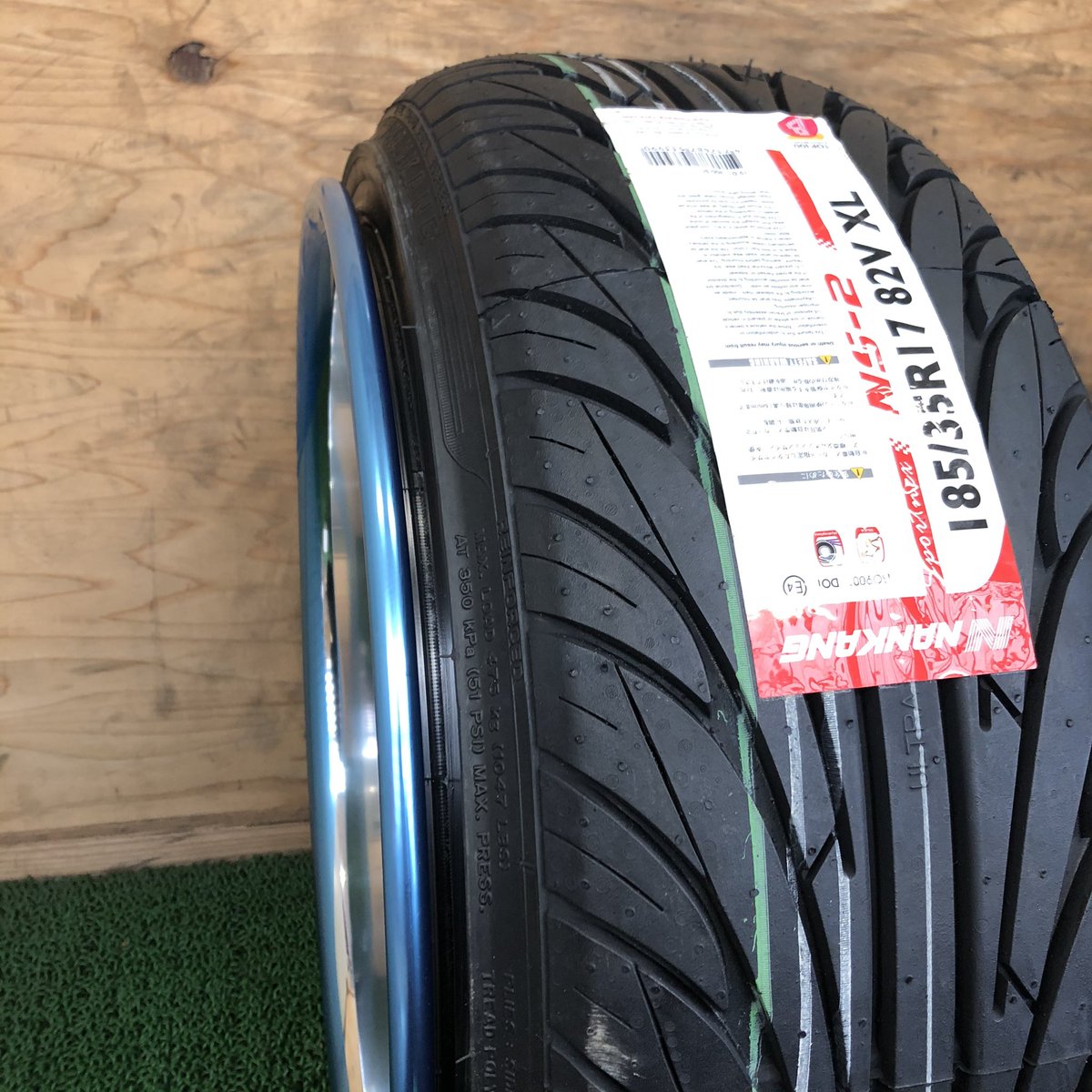 185/35R17 引っ張りホイールタイヤセット