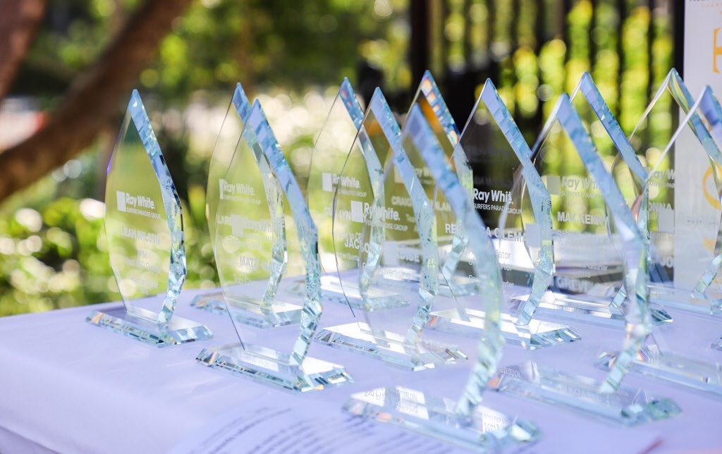 GregoryWBell's tweet photo. On Wednesday we celebrated our Quarterly Awards for October - December 2019, congratulations to our winners &amp; the entire team on a strong finish to the year. https://t.co/ngQ0wI4d9X
