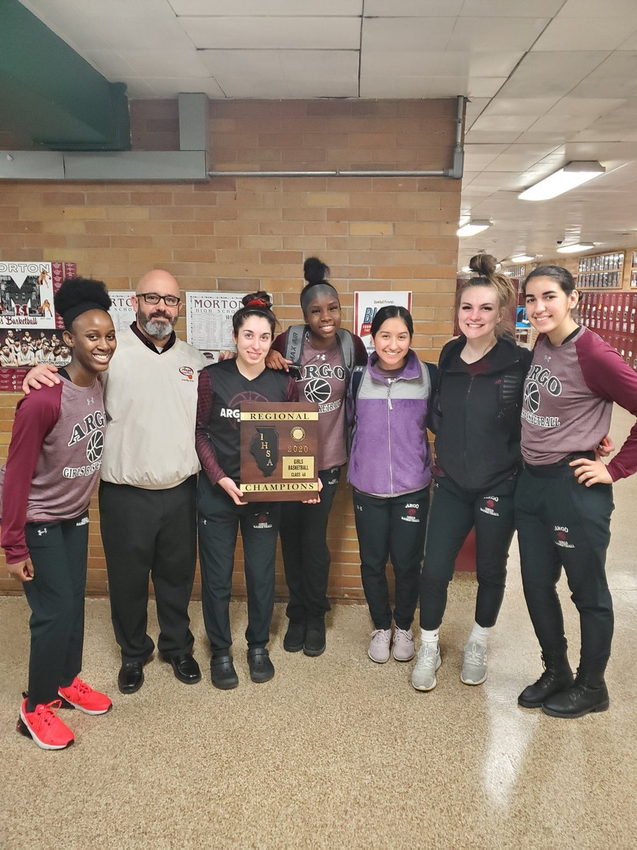 argohs217's tweet image. Congratulations Argo Girls Basketball @ArgoGBall for winning the Regional Championship! 
GO ARGO!!! 
🔥🥇☝🏽🎉👏🏽🏀🔥♥️
#goargo 
#argobasketball 
#argopride