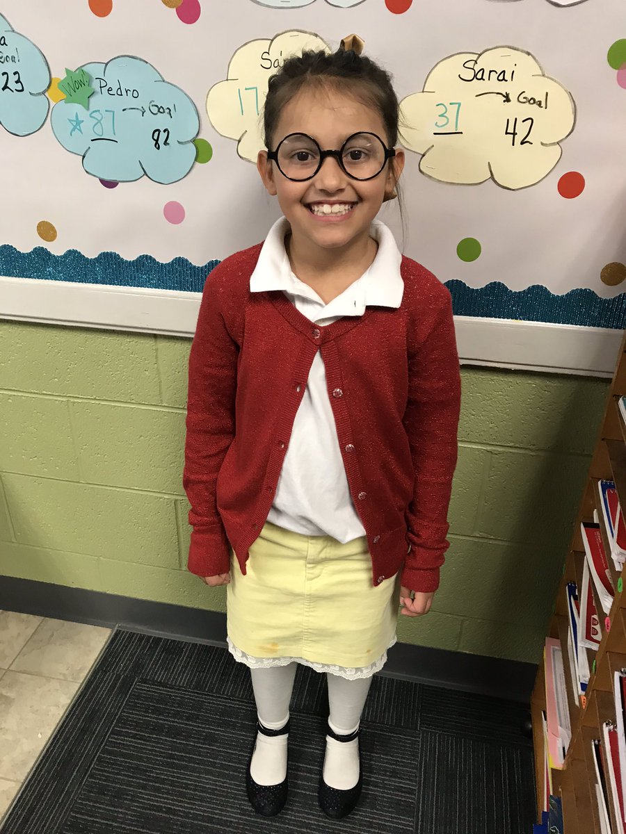 CCCTeach's tweet photo. #waxmuseum #supercharacters @MitsAngie @LisaMar08634095 @GailPylant @2ndgradenwes @2ndgradenwes1 @bcrane https://t.co/2X7cWY4Qxa