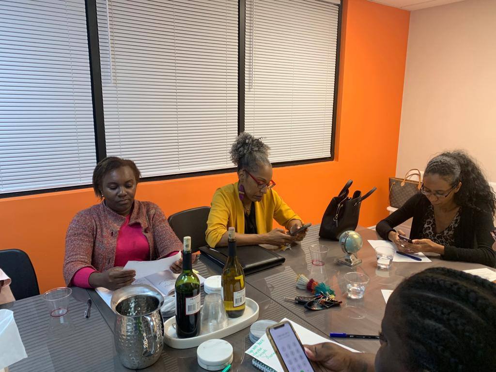 DunnWisdom's tweet photo. Thank you for the beautiful space @herpowerspace and thank you so much for attending ladies, I enjoyed getting to know you and I look forward to our next session 💙 #youarepowerful #Manifest90

#Lauderhil Florida fill out the form here for life coaching:https://t.co/WgCScAruXw https://t.co/ReZhrb2eoK