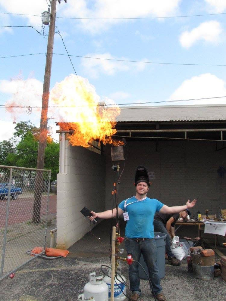 MakerFaireTyler's tweet photo. Behold... the power of Maker Faire! https://t.co/1Af1Q7ODpU