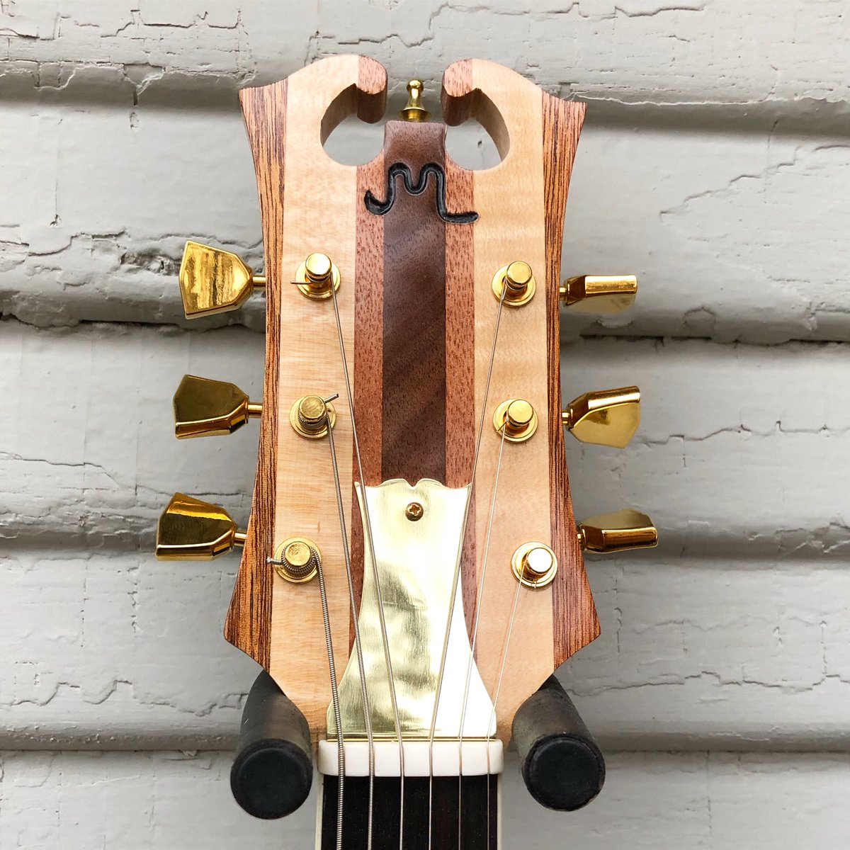 JayLewi64038637's tweet photo. JML headstock
#jmlguitars #jmlinstruments #neckthru #neckthrough #headstock #guitarheadstock https://t.co/HKB2bmfn4f