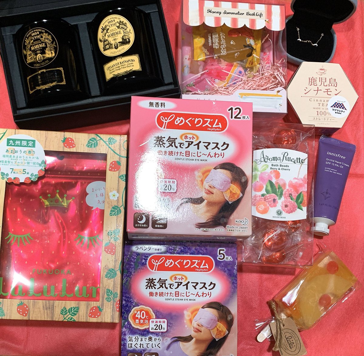 夏芽 続いて お手紙も受けとりました 毎回 全部読んでるよ みんなの気持ちが知れるのがとっても嬉しいです 中には 中々手紙を書くのに勇気がいったという方もいたけど一歩踏み出してくれて嬉しいし 女性からのお手紙が増えていた お手紙読んで 夏芽 続いて お手紙も受けとりました 毎回 全部読んでるよ みんなの気持ちが知れるのがとっても嬉しいです 中には 中々手紙を書くのに勇気がいったという方もいたけど一歩踏み出してくれて嬉しいし 女性からのお手紙が増えていた お手紙読んで
