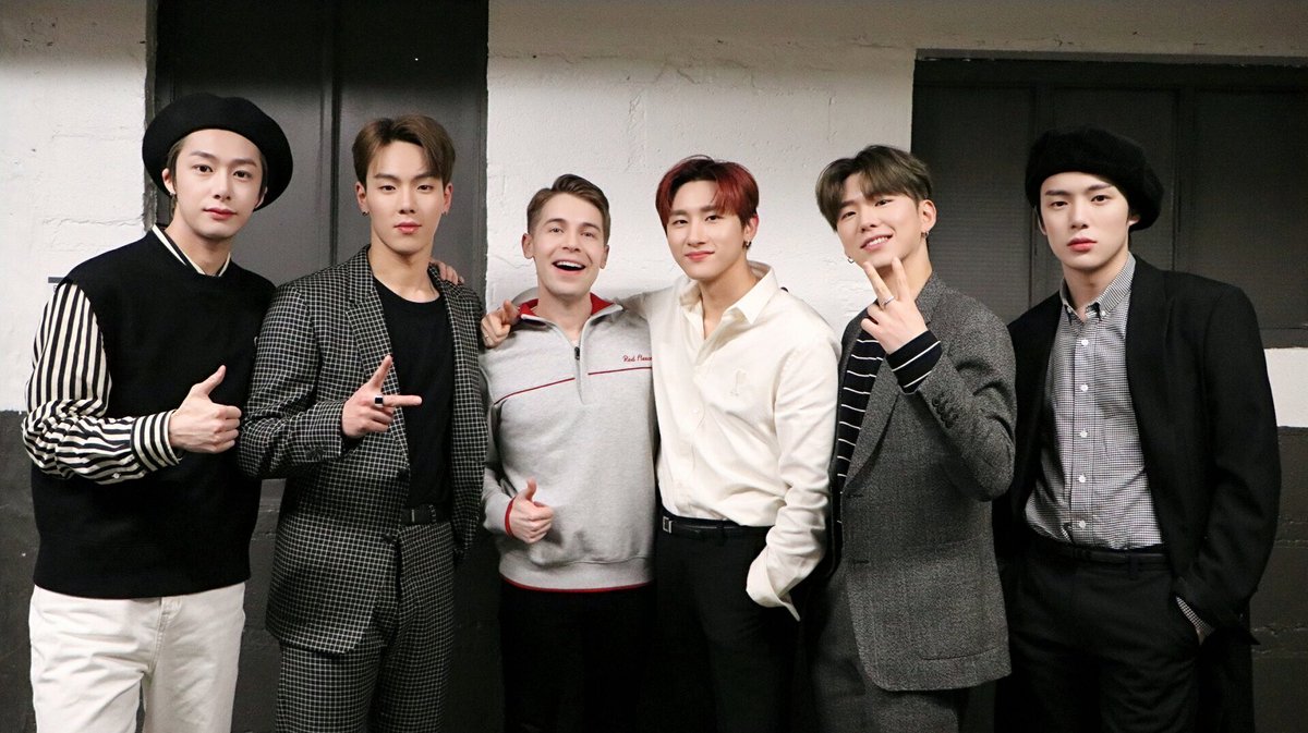 OfficialMONSTAX's tweet image. 2020.02.20 THU
"ALL ABOUT LUV"
#MONSTAX in USA 🇺🇸

ALL ABOUT LUV Fan Event 
Jeff Benjamin @Jeff__Benjamin

#ALLABOUTLUV 
#MONSTA_X #몬스타엑스