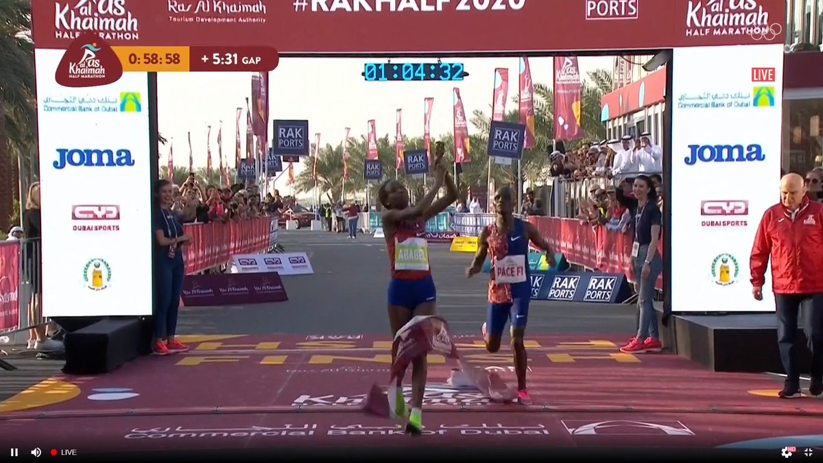 jgault13's tweet photo. Ethiopia's Ababel Yeshaneh runs 64:31 at the RAK Half to take 20 seconds off the half marathon world record.

Kenya's Brigid Kosgei was also under the old world record in 64:49, but that's only good for 2nd -- her first defeat since September 2018.

https://t.co/MXFDmuwAZA https://t.co/hQquyjby3Q