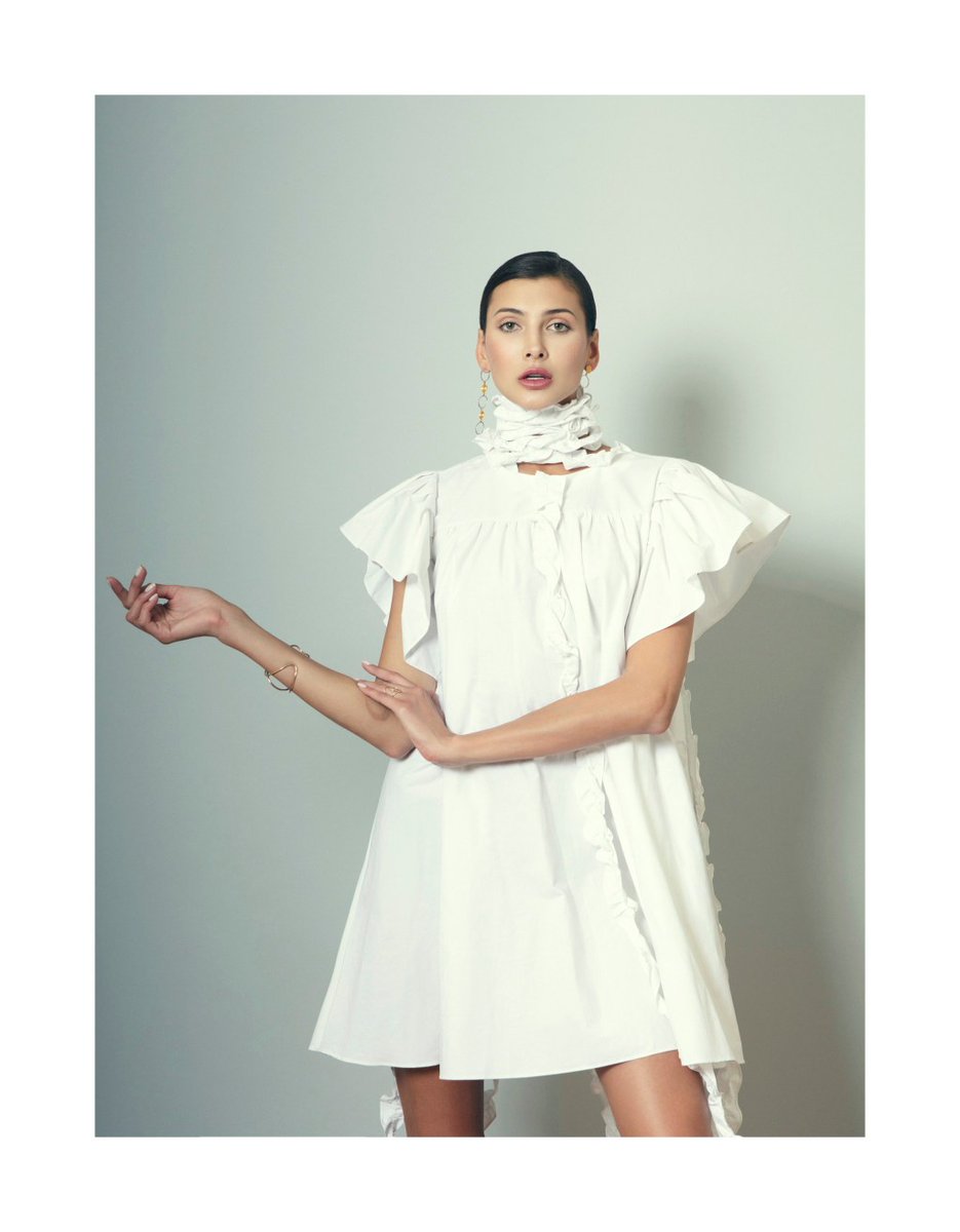 Editorial #39 “White noise” shot by Emiliano Santapaola chiclemag.com/editorial-39-w…