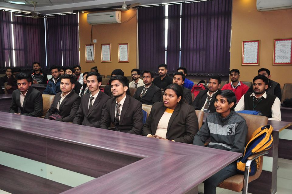 ITSEduGroup's tweet photo. #Industrial_Visit of #MCA_students to #NewGenerationInnovation & #EntrepreneurshipDevelopmentCenter, #EDII, #DST, #Govt_of_India and #MSME_Business_Incubation_Center.
More info: https://t.co/Rh45aKbf4Y
#ITS #ITSCollege #ITSMohanNagar #ITSGhaziabad #MCACollege #MCAWorkshops https://t.co/fPWVNMcKPa
