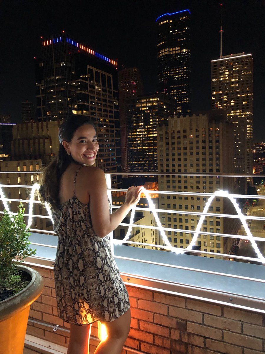 HoustonLocatio1's tweet photo. Z on 23

Rooftop Bar with relaxed atmosphere 

1121 Walker St  (23rd floor)
Houston, TX

Sunday - Thursday 4pm - 12am
Friday &amp; Saturday 4pm - 2am

Valet Parking available for $8 https://t.co/jyqnWPEcw5