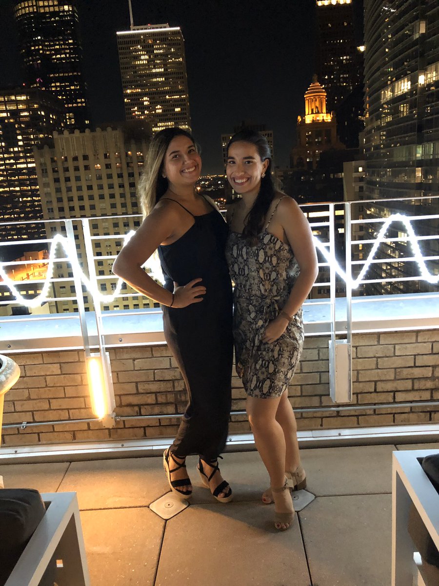 HoustonLocatio1's tweet photo. Z on 23

Rooftop Bar with relaxed atmosphere 

1121 Walker St  (23rd floor)
Houston, TX

Sunday - Thursday 4pm - 12am
Friday &amp; Saturday 4pm - 2am

Valet Parking available for $8 https://t.co/jyqnWPEcw5