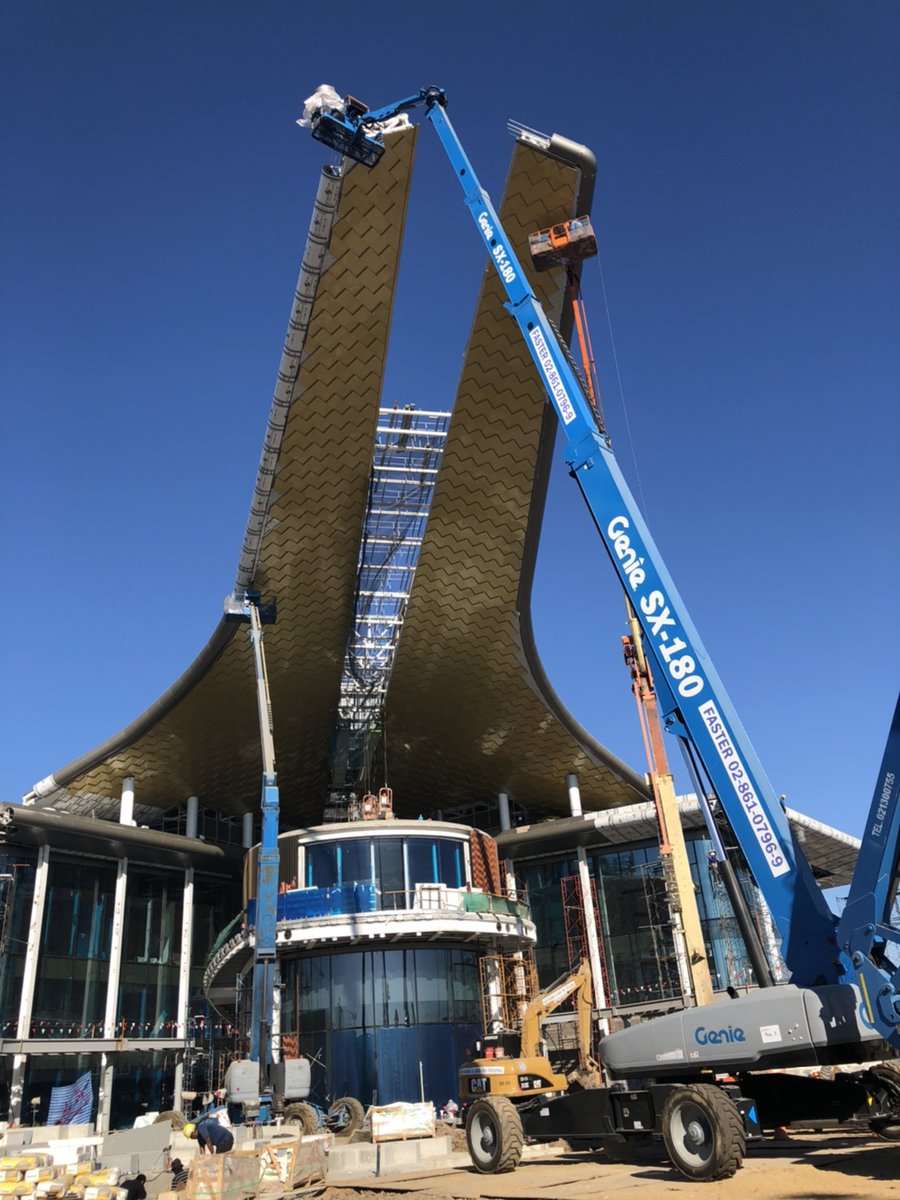 หน้างาน THE FORESTIAS 

😊🙏 ขอขอบคุณลูกค้าที่ไว้วางใจบริษัทเรา ให้เราดูแลค่ะ

รุ่น SX-180  สูงถึง 56.86 เมตร เป็นลิฟท์กระเช้าที่สูงที่สุด

#fasterent #ลิฟท์กระเช้า #ให้เช่ารถกระเช้า #boomlift #genielift  #เช่ารถกระเช้า #ArticulatedBoom #Telescopicboom #sx180 #geniesx180