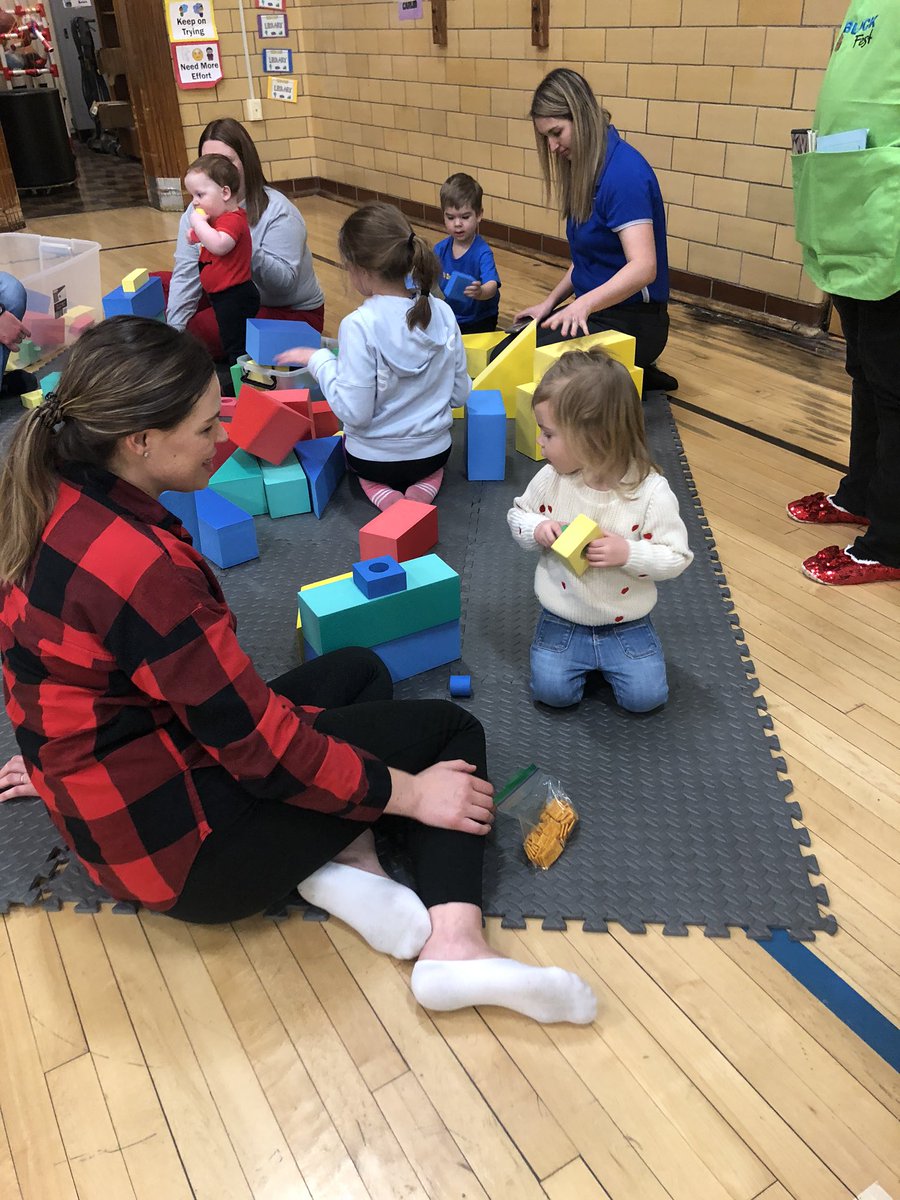 brianacurry_21's tweet photo. Enjoyed an engaging evening with educators and families learning through play with a variety of blocks tonight! @USD257 #play #earlyeducation #math #science #literacy #vocabulary #preschool #parentasteachers #familyengagement #257learn https://t.co/4FbpV6xOeS