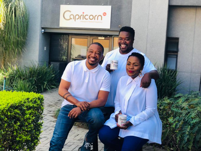CapricornFM's tweet photo. Shhhhh! Turn up your radio and just listen to the #ImmaculateBreakfast with @mashabelacomedy @Sk_Mbatha @RefilweThebu @Therealvusani and @karabomaila_ and enjoy this week's edition of #MashabelaFridays https://t.co/0yOEF4o961