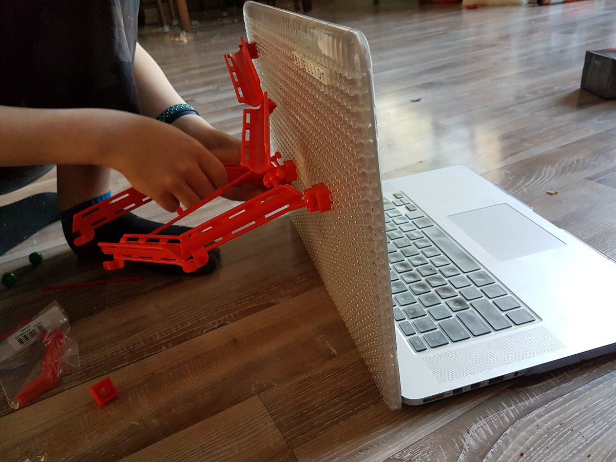 Beth Elliot tweet media