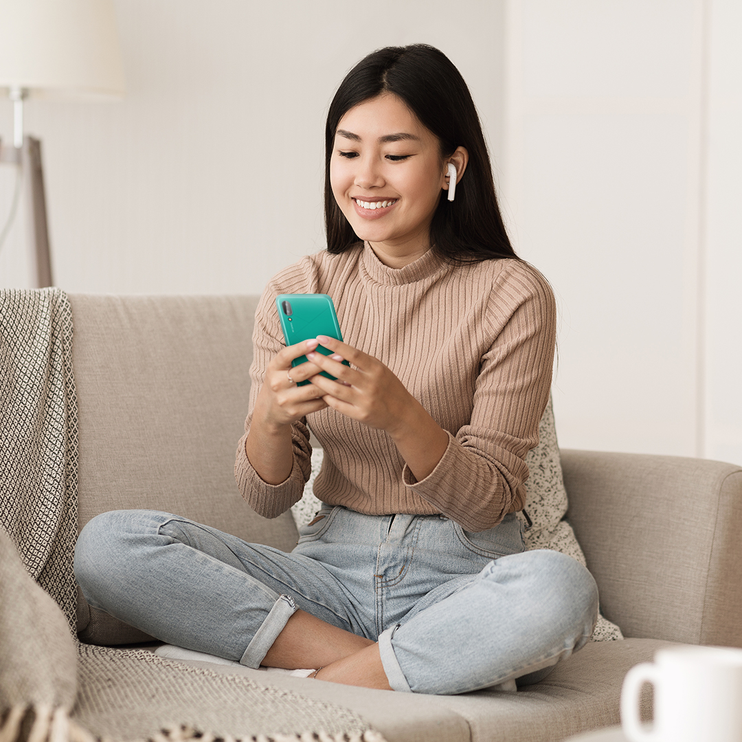 advan_id's tweet image. Apa style pakaian yang menurut kamu paling oke buat hari Jumat? Btw boleh dicoba nih untuk padu padankan gayamu dengan #AdvanG3Pro2020 dan TWS @startgo.id. Pasti kamu jadi auto keren banget deh. #NyamanPakeAdvan #SuperSpeed #StartGoTWS #Advan