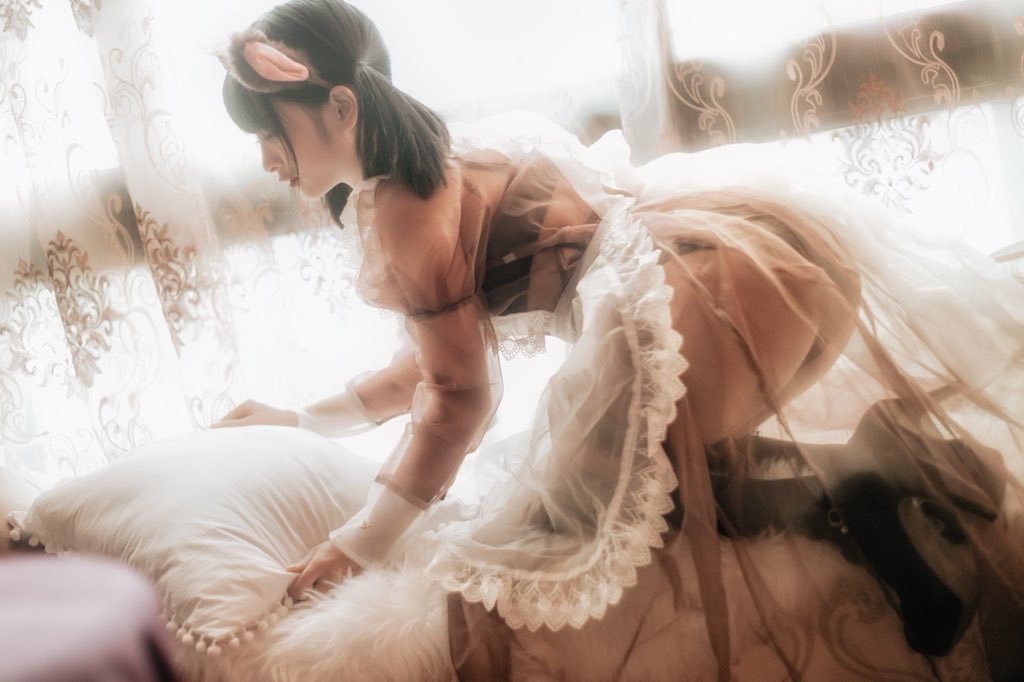 #透明女仆 #萝莉控 #双马尾 

主人..需要我吗？ https://t.co/yUxcHZhthF