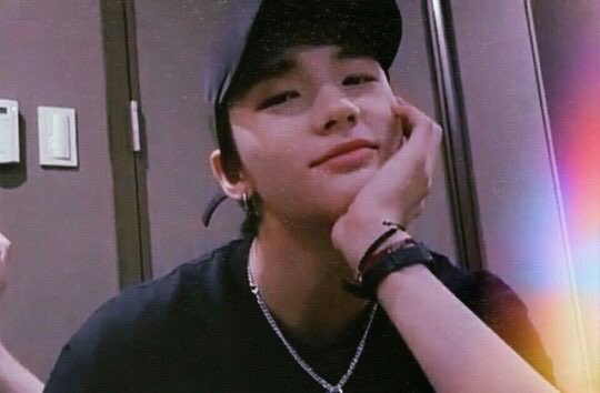 「 day 51/366 」　　　↳  #스트레이키즈  #황현진oh how i’m so whipped for my gf its Crazy, even you would laugh at me. she’s so  ya’feel? anyways, i hope you and minho are watching over the maknaes well, i love you hyunjin