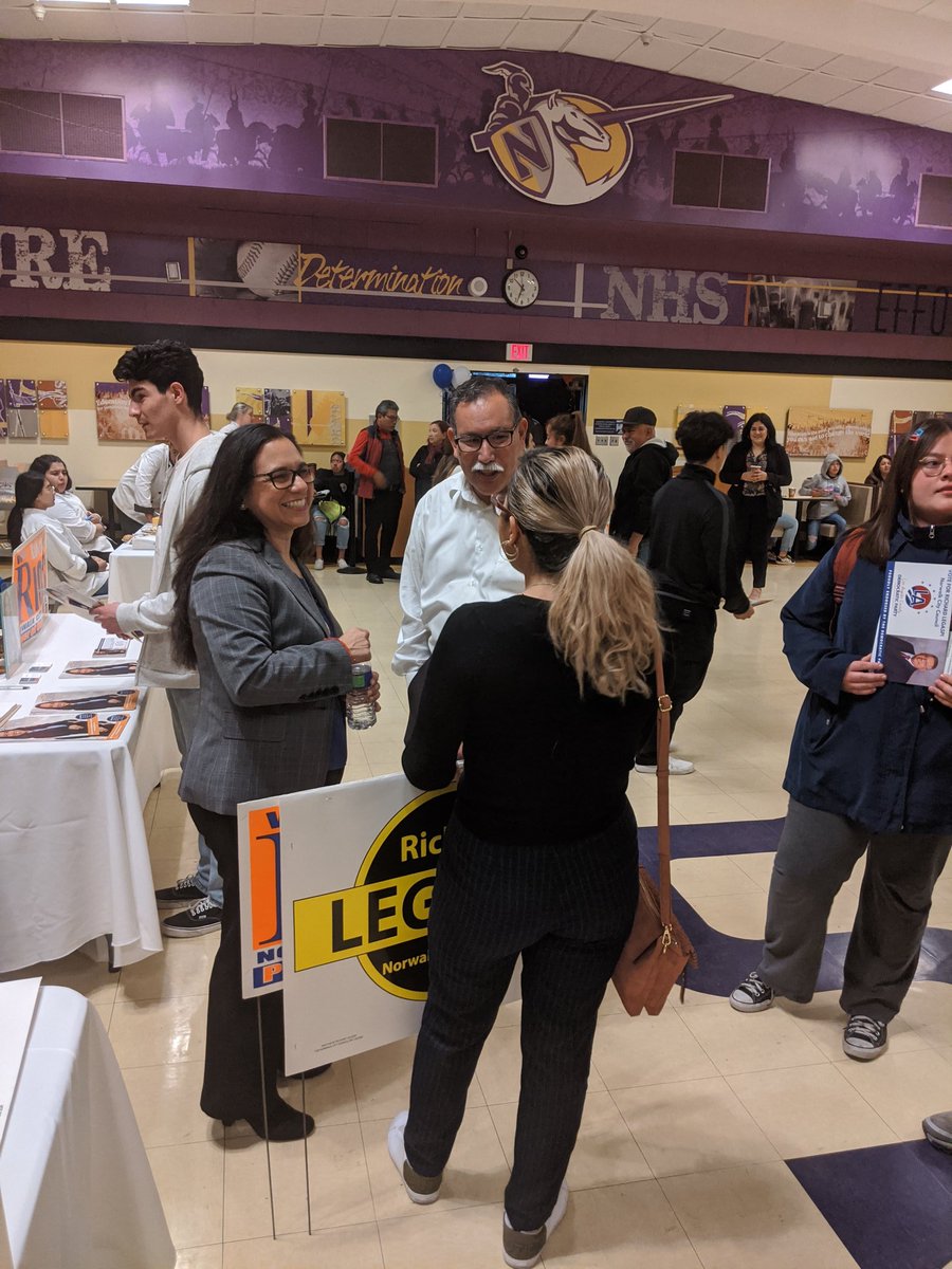 ClubGovernment's tweet photo. Thanks to everyone who showed up at our event tonight. Special thanks to all the candidates that took time out of their busy schedule to attend this event Mrs. Rios, Mr. Legaspi, and Ms. Valencia. https://t.co/CO6i6UCkco