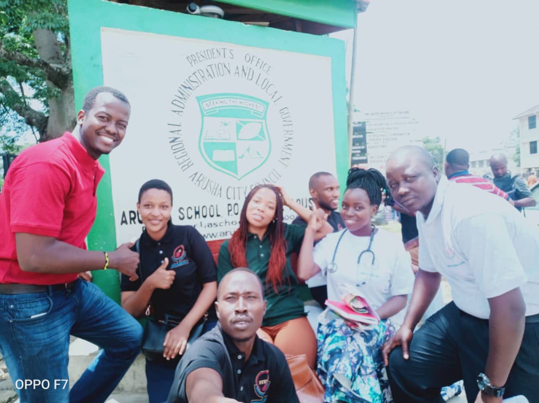 CWilfredm's tweet photo. @NM_AIST  Dr. @Laltaika1. STEMi  Event at Arusha primary school with @gminja @ucariner @DominicMajak @florian_mwijage @ZuwenaJackson @AnjeloBidal &amp; @CWilfredm.. 👏👏👏. https://t.co/NgIDlGZhvx