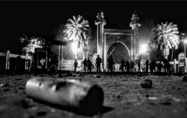 theamupage's tweet photo. 15 December 2019
We will not forget
#amuvcmustresign #vc_hatao_amu_bachao https://t.co/A6u99PQXE7
