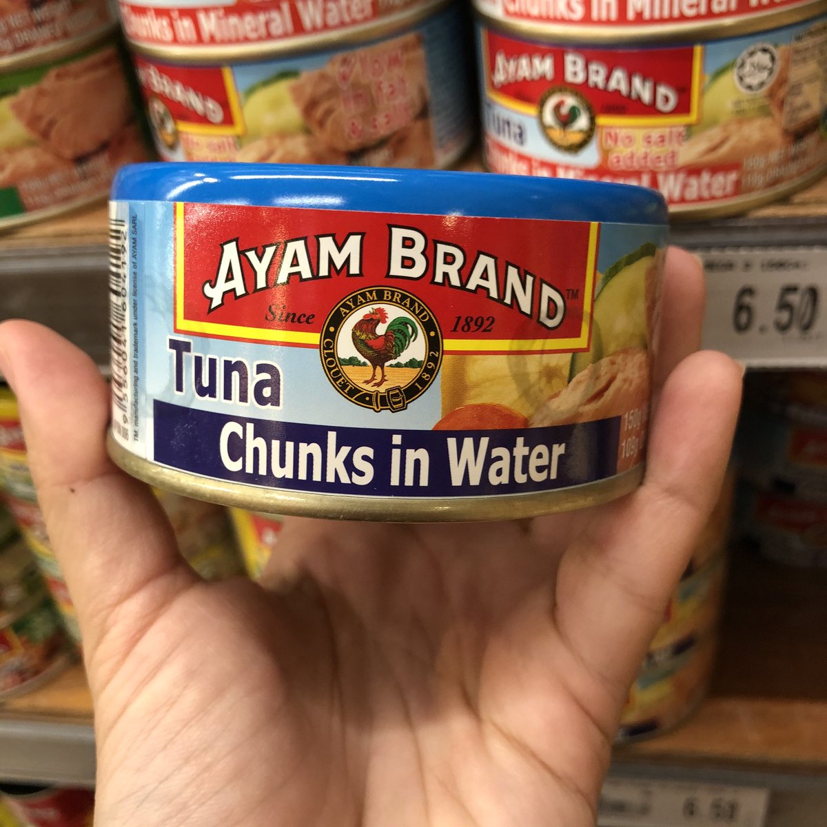 siswanisenan's tweet photo. 3 jenis ikan tuna dlm tin yg sesuai utk diet: 

1. Chunks in mineral wayer
2. Light flakes in water
3. Chunks in water

RT &amp; follow for more tips diet https://t.co/fM66N4Zius