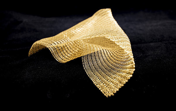Our finer woven meshes have a malleable and fluid consistency which can elevate any interior project

#architectural #archilovers #architecture #architecturephotography #architects #design #design #facade #architexture #textures #glass #metaldesign #interiordesign #metals