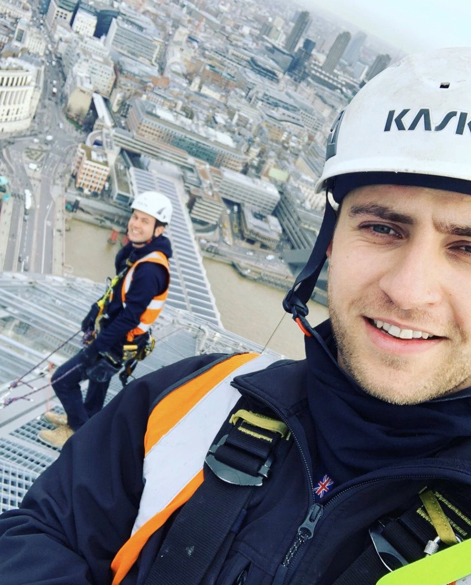 DynamicAccessUK's tweet image. Good Morning London! 🇬🇧

dynamicaccess.co.uk

 #dynamicaccess  #ropeaccess #london #construction  #facadedesign  #architecture  #glazing  #facman  #fm  #estatemanagement #healthandsafety #petzlprofessional #Kask