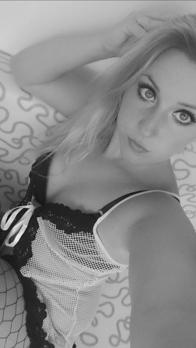 Ich w&uuml;nsche dir einen geilen Freitag <3   https://t.co/mOTREPaRXP  visit my page darling <3  #camgirl<a href="/tag/versaut"class="tags"><span>#versaut</span></a><a href="/tag/heiss"class="tags"><span>#heiss</span></a><a href="/tag/geil"class="tags"><span>#geil</span></a><a href="/tag/geilerarsch"class="tags"><span>#geilerarsch</span></a><a href="/tag/bonniebanx"class="tags"><span>#bonniebanx</span></a>