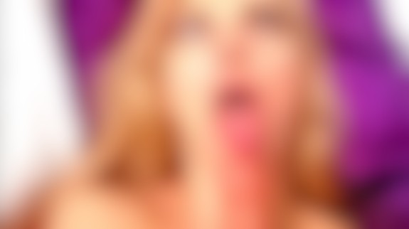 New photo up on Modelhub! This one is only for my Fan Club members. Sign up now: https://t.co/SNBKdA8N4L