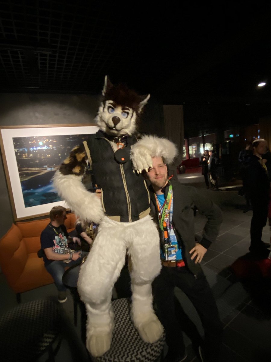 Woa <a href="/DexterDogy/">Dexter</a> you so big! 😂