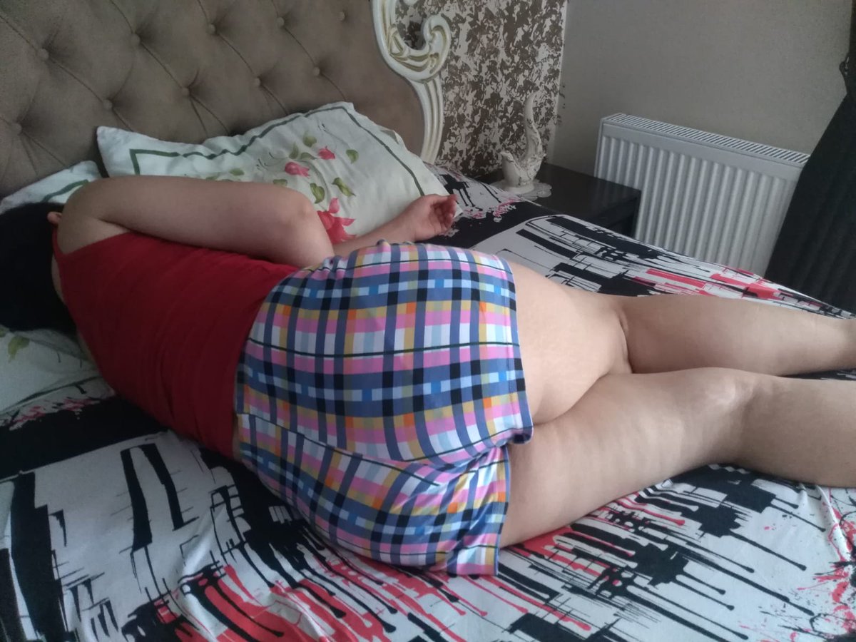 Güzel annem yatıyor evet anneme neler yaparsınız en güzel fantaziyi yapan supriz var