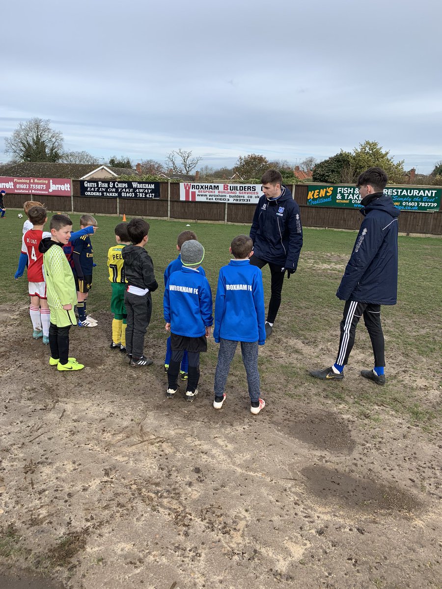 WFCOpen's tweet image. Great few days this week with the boys and girls who came to our @The_Yachtsmen @WFCOpen academy soccer camps. Well done to everyone that came.
We will be doing more over the Easter half term too. So keep a look out! #wroxhamfc #wfcopen #ahoy #BlueWave