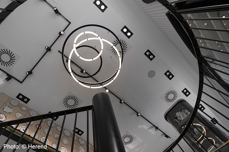 Tridonic's tweet photo. #Energysaving with #LED: Porcelain manufacturer @HerendOfficial saves energy and CO2 thanks to the new #lighting installation with #Tridonic LED drivers and modules – a total of over 80% compared to the old installation https://t.co/7GD9QPuIPh https://t.co/qtADEA2Bdy