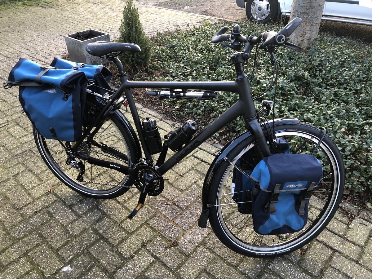 vVelzenFietsen's tweet photo. Vandaag onze eerste #leasefiets via het platform @leaseabike uitgeleverd. Deze prachtige Koga Worldtraveller met Ortlieb tassenset. Ook private of zakelijk je fiets of e-Bike leasen? Kom bij ons langs en laat je informeren over alle in’s- en out’s van #fietslease! 👍 https://t.co/5ildxxakmO